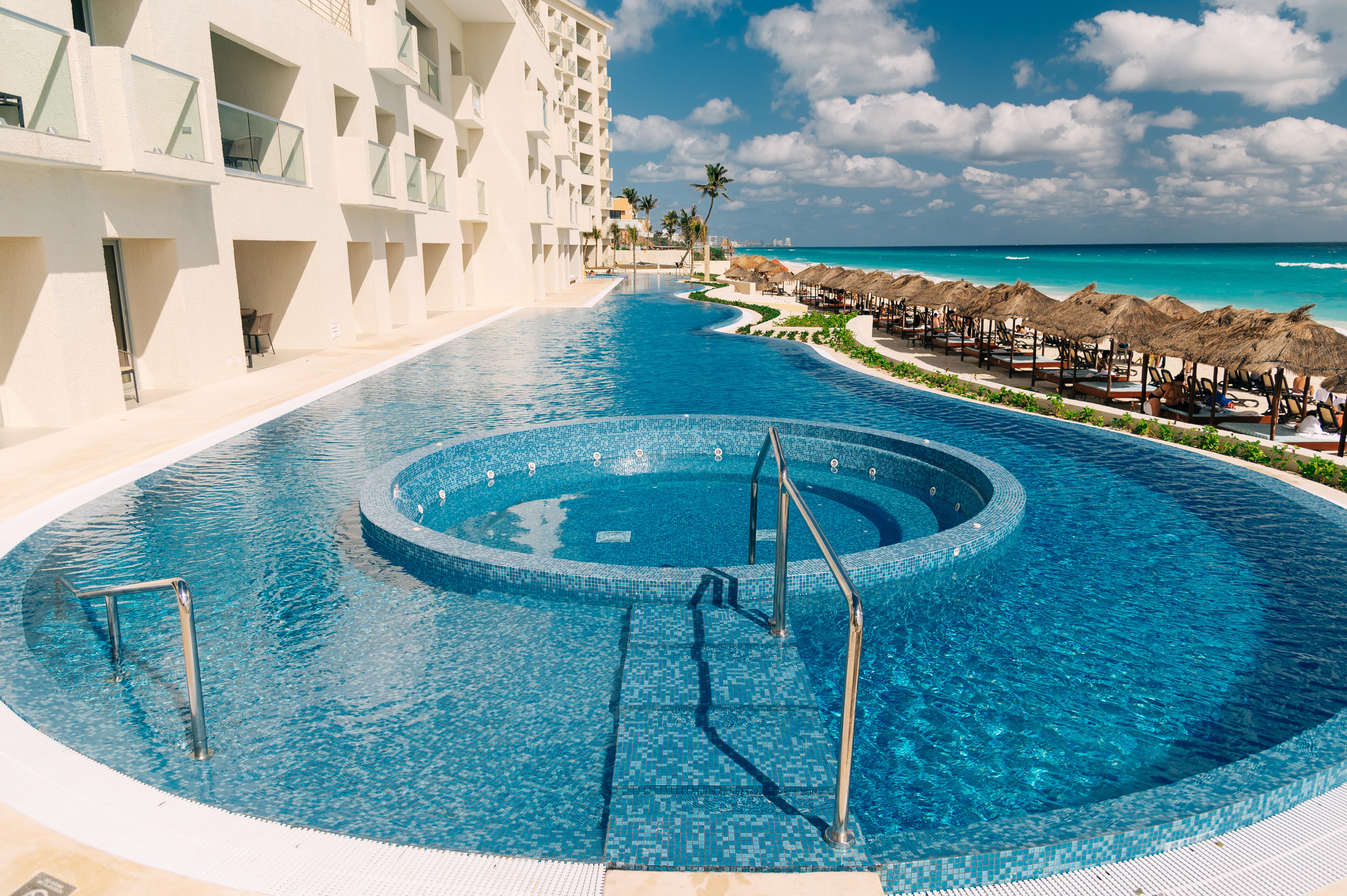 Emporio Cancún Exterior foto